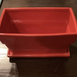 Red Rectangular Plant Pot And Drip Pan *New