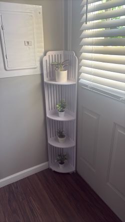 Hard plastic shelf