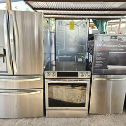 Stainless Steel Kitchen Appliances 