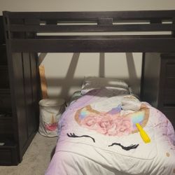Kids Bed Set. 