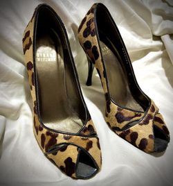 Stuart Weitzman FAUX Leopard Skin Pumps