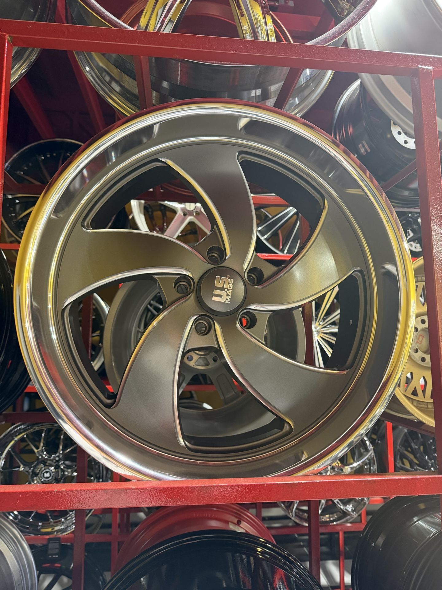 22x8.5β US MAGS WHEELS π