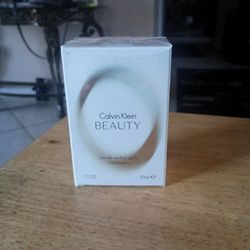 Calvin Klein Beauty 