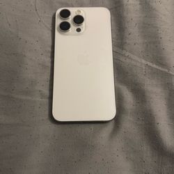 iPhone 15 Pro Max