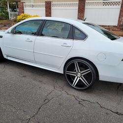(16) Chevy Impala LT, Clean Title, Smogged, 22"rims 