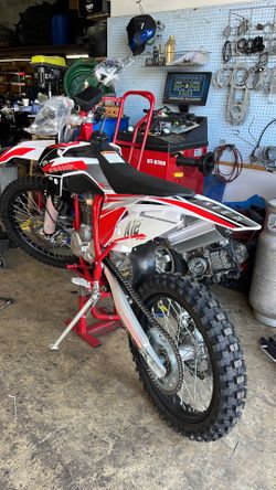 2023 EGL A12