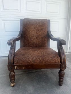 Chair, upholsteted