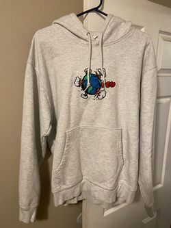 Obey sweater