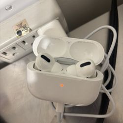 Apple AirPods - Make An Offer!!