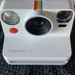 Polaroid Now camera