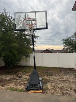 Spalding Basketball Hoop