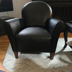 Black Arm Chair
