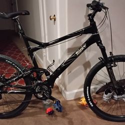 GIANT TRANCE 4 FULL SUSPENSION LIKE NEW