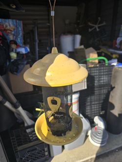 Stokes Select Sedona Screen Bird Feeder, 12-1/2 Inches, 4 Ports, Yellow