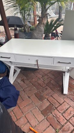 2 White Wood Desk with Drawers