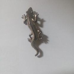 Vintage Silver Tone Lizard Gecko Brooch