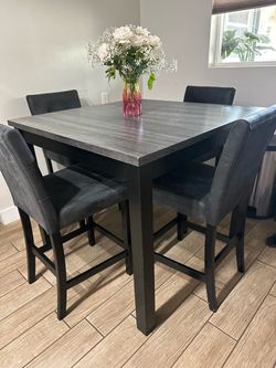 Counter Height Dining Table Set with 4 Chairs