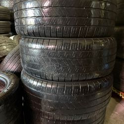 275/55R20 4 used tires good year LS2