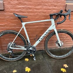 Canyon All Carbon Road Bike Like New 