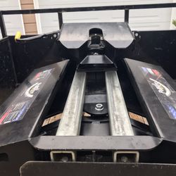 5th Wheel Slider
