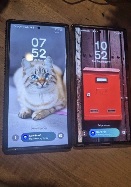 (2) UNLOCK SAMSUNG 128GB $700