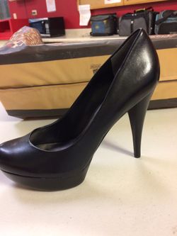 Guess leather 5" platform heels