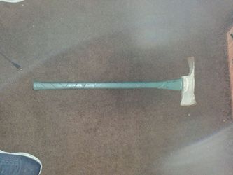 Full-Size Axe with Fiberglass Handle