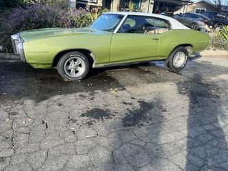 1969 Pontiac / Oldsmobile