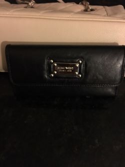 Nine West Wallet