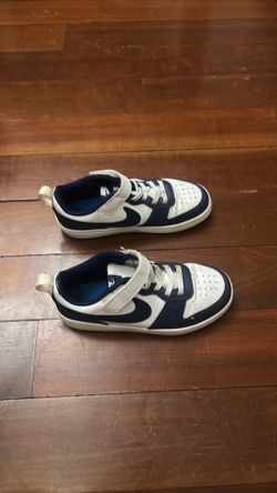 Kids Nike sz 13