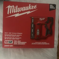 Milwaukee Crown Stapler 