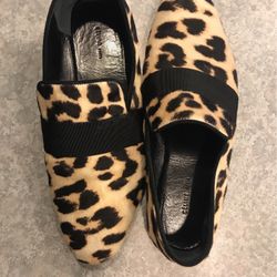 Womens Flat Fur 