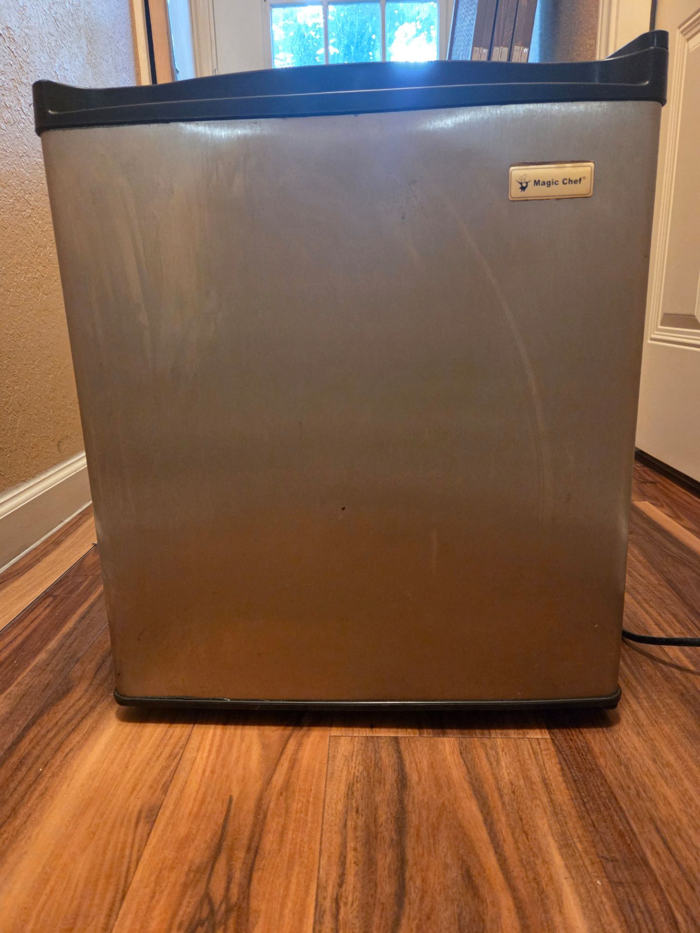 Magic Chef Mini Fridge
