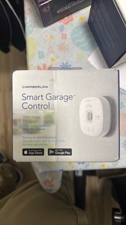 Smart Garage Control - Wireless Garage Hub and Sensor with Wifi & Bluetooth - Smartphone Controlled, myQ-G0401-ES, White