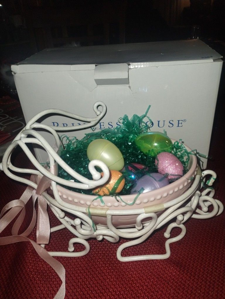 Princess House Vintage Easter Bunny