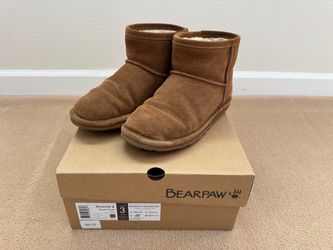 Girl’s Youth Bearpaw Alyssa Ankle Boots Hickory Color Size 3 Used