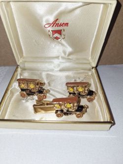 Vintage tie clip/cufflinks