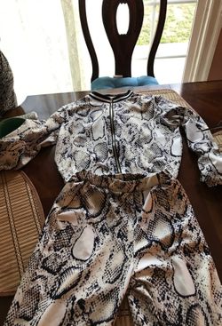 2pc jogger set size large