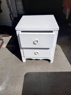 NightStand: White NightStand with 2 Drawers