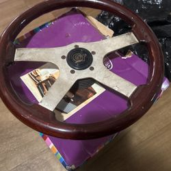 GT Grant Steering Wheel