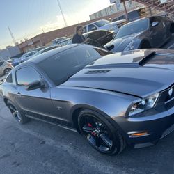 2010 Ford Mustang GT Premium