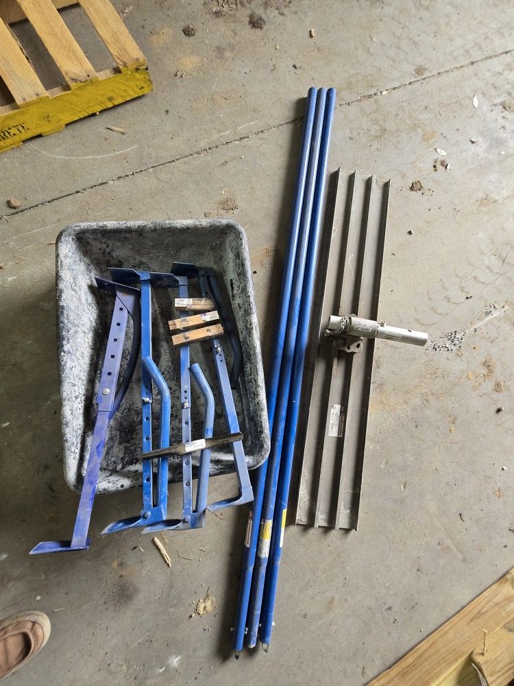 Marshalltown bull float/brick tongs/jointer: Make offer