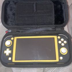 Nintendo Switch Lite (used) READ DESCRIPTION!