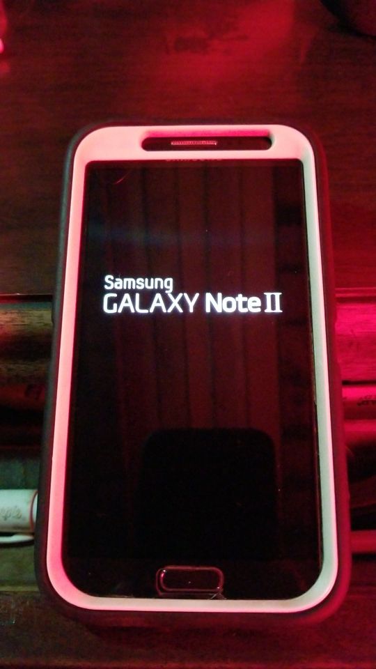 Sprint Samsung galaxy note 2 and Good condition