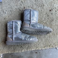 Silver sequin girls UGGS. Size one.