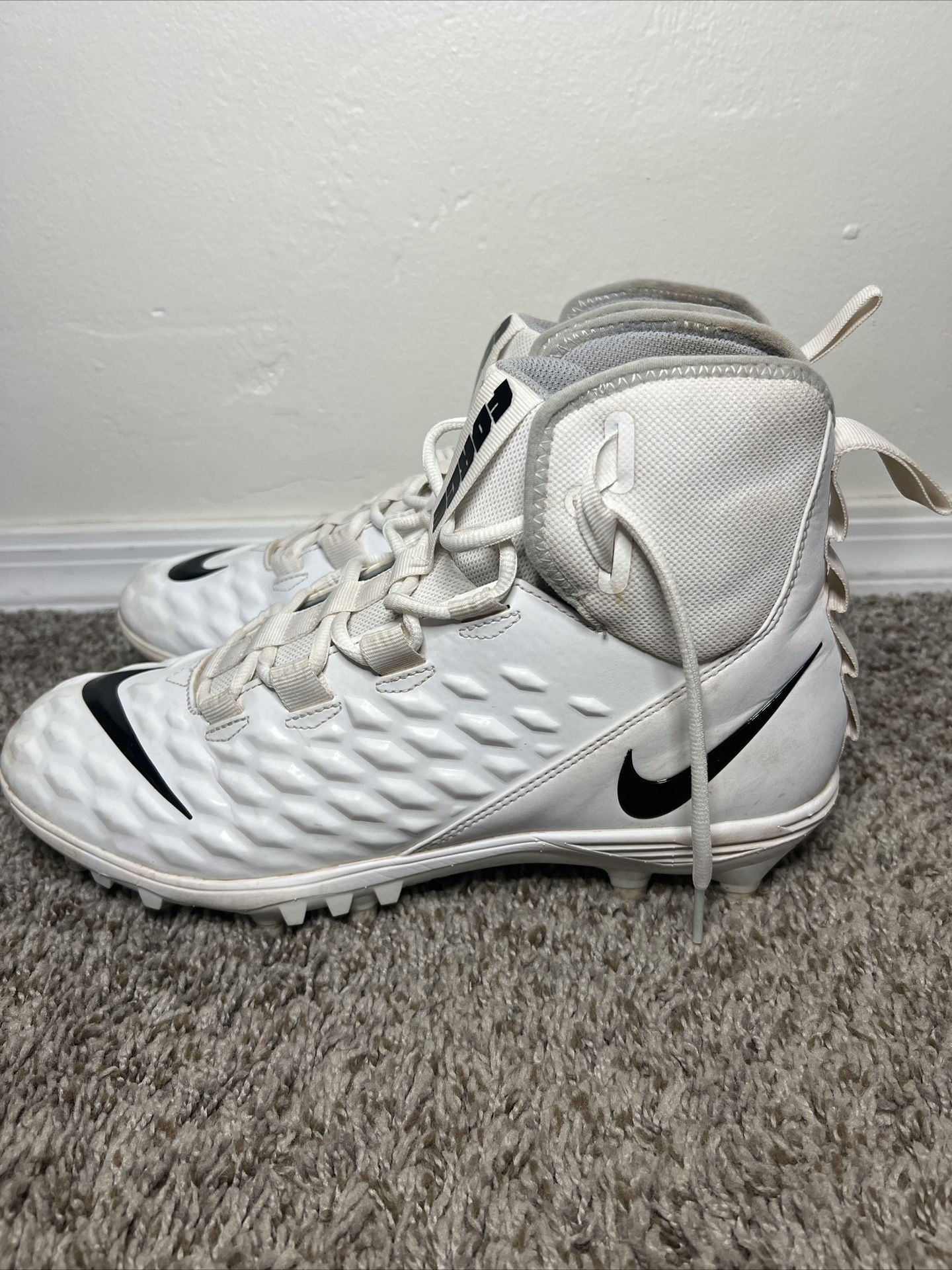 Men's 11 Nike Force Savage Varsity 2 White Black Football Cleats AQ8155-100