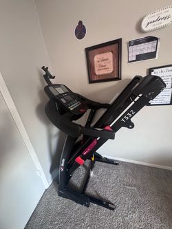 Winfita T532 Folding Treadmill