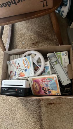 Box of Wii items