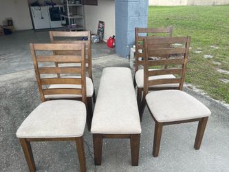 Dining chairs/bench