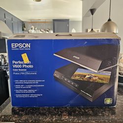 Epson Perfection V600 Photo Color Scanner